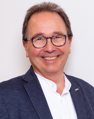 Mr. Dr. med. Konstantin Rößler