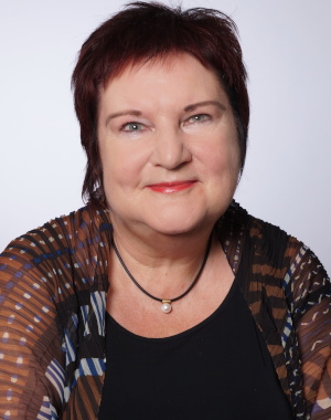 Ms. Dr Karin Vey